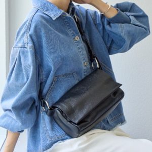 BEARDSLEY ショルダーバッグ バッグ レザーボディバッグ レディース