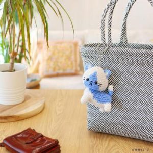 編みぐるみキーホルダー ネコ ブルー 10725008006