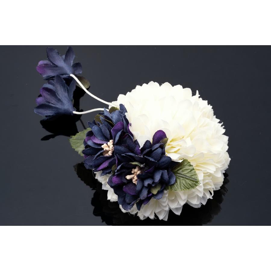SOUBIEN 髪飾り 浴衣 成人式 花 コサージュ クリップ 振袖 子供 和装 白 紺 ピンポンマム ポンポン菊 ぶら飾り - 画像 (3)